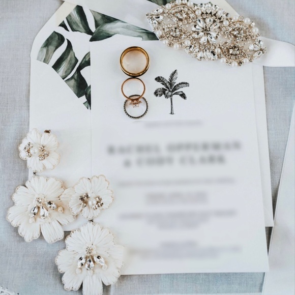 Stevie Earring with Rhinestones and Pearls - Picture 4 of 9